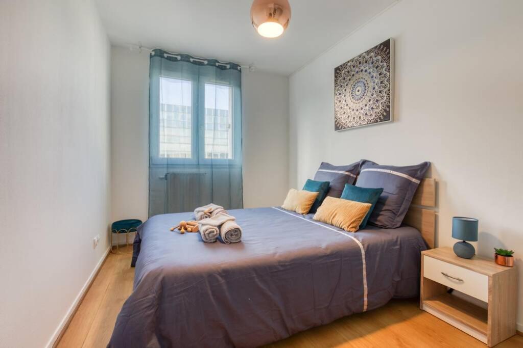 L'Elysee - Easy Check-In - Arrivee Autonome - Place Parking Privative - T2 Surequipe - Wifi - Netflix Apartment Courcouronnes Exterior photo